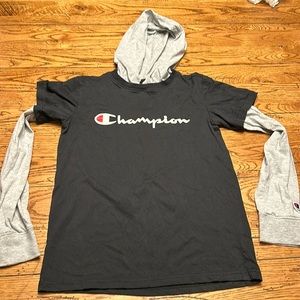 Champion long sleeved t size L